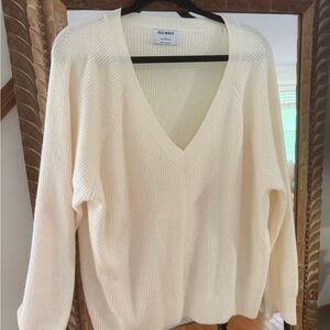 Everyday Cream V-Neck Sweater Soft Knit